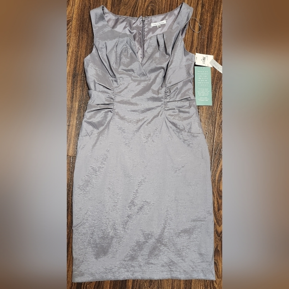 Simply Liliana SZ 14 NWT Silver Gray Shimmery Sleeveless Formal Gown Dress